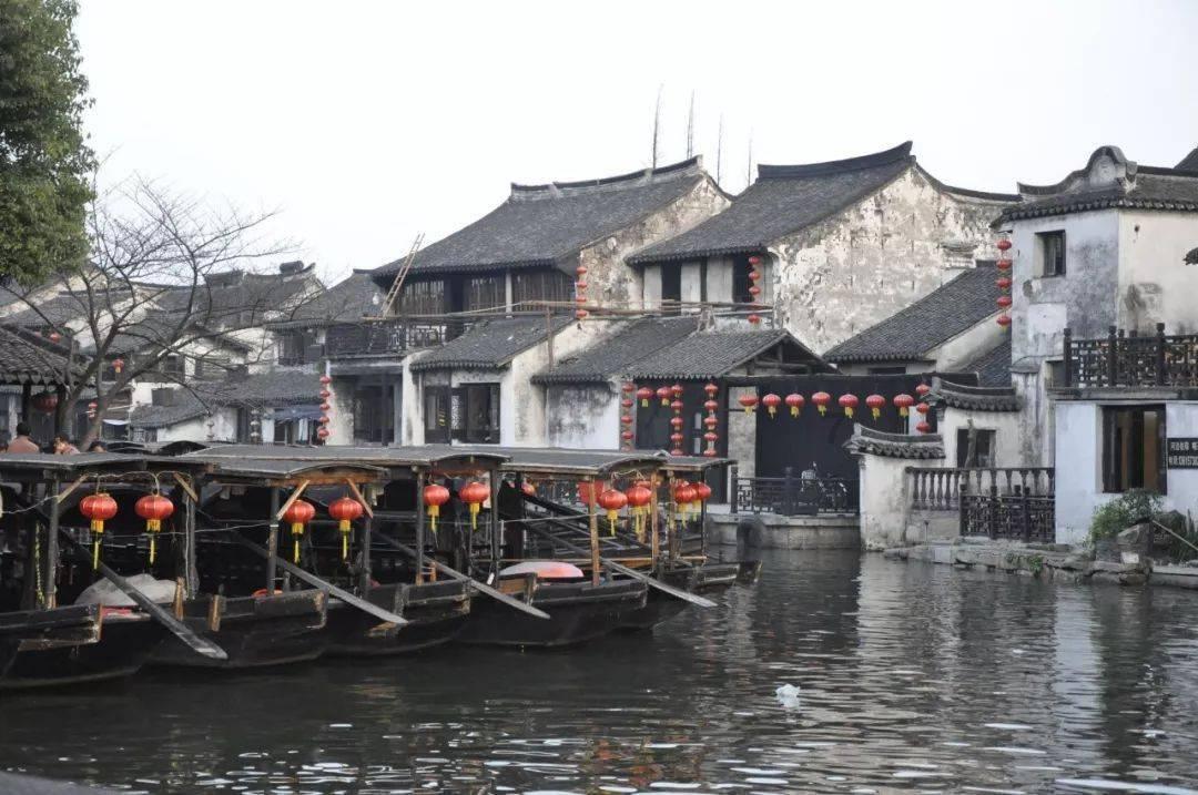 探索上海“穷人”,为什么不把房子卖了,去三线城市过“富人”生活?知识星球,解锁无限学习之旅!